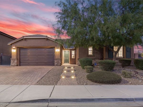 8820 Nolene Stream Street , Las Vegas, NV 89131