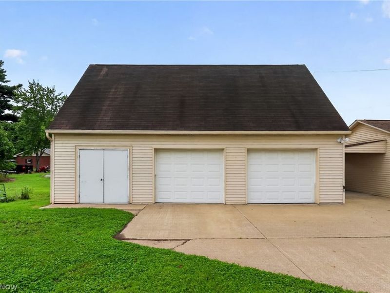 1100 Fairfield School Road, Columbiana, OH 44408 Photo 5