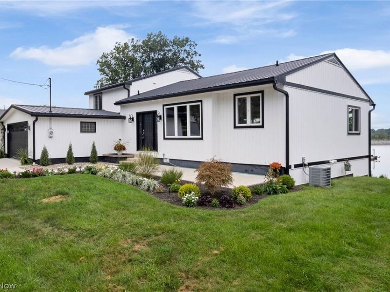 253 Aqua Boulevard, Coventry, OH 44319 Photo 3