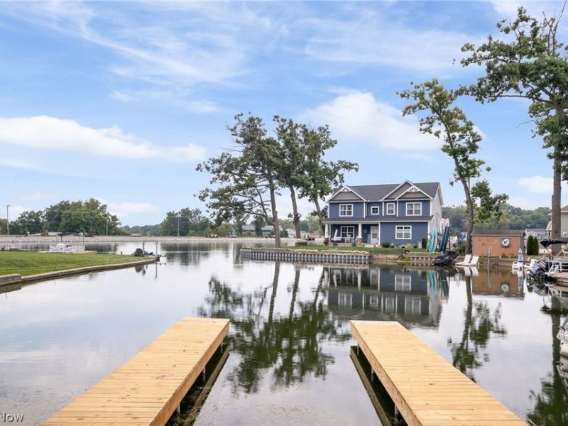 253 Aqua Boulevard, Coventry, OH 44319 Photo 9