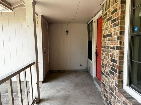 1102 Hickory Grove DR, Austin, TX 78753