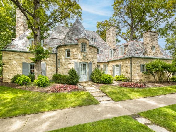 1339 Forest Avenue , River Forest, IL 60305