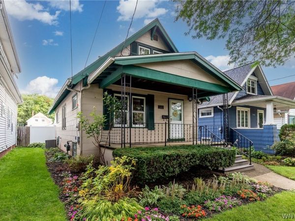 2462 Willow Avenue , Niagara Falls, NY 14305