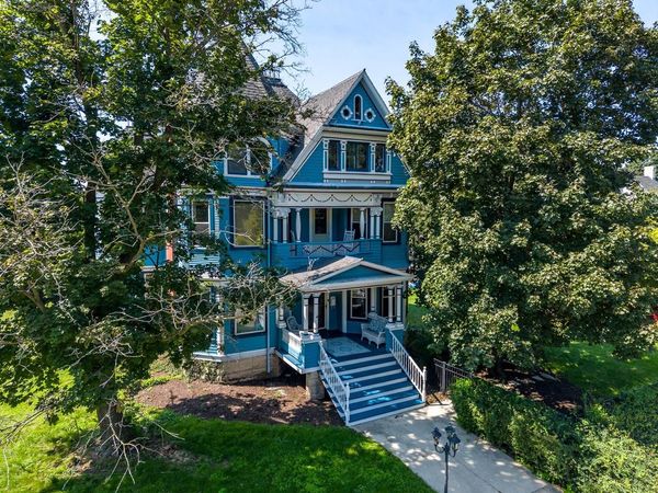 118 Sinclair Street, Janesville, WI 53545