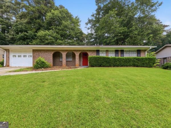 2740 Williamsburg Drive, Decatur, GA 30034