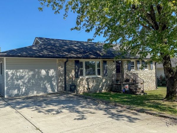 133 High Ave , Fayetteville, TN 37334
