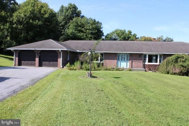 11715 WOODLEA DRIVE , WAYNESBORO, PA 17268