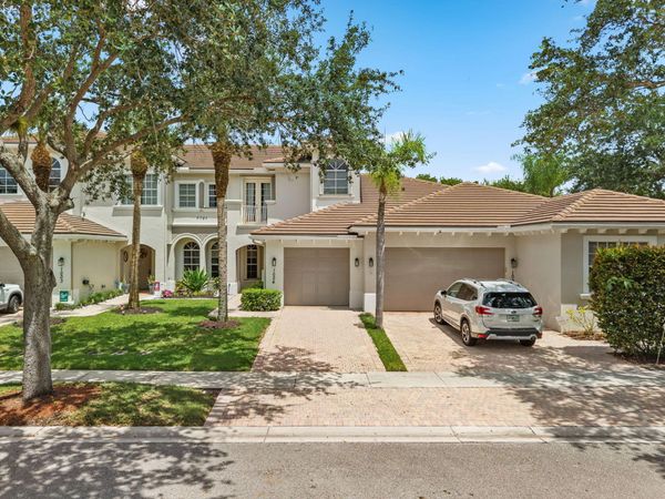 6394 BELLA Circle, Unit 1004, Boynton Beach, FL 33437