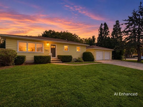 501 Park Lane, Waterloo, IA 50702