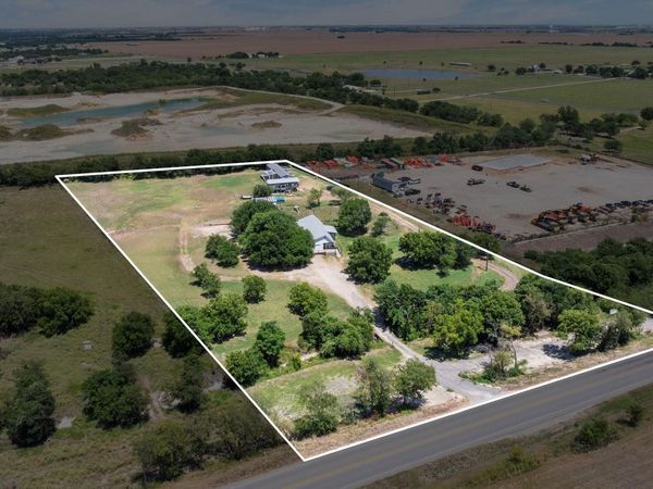 1421 Fm 1660, Hutto, TX 78634