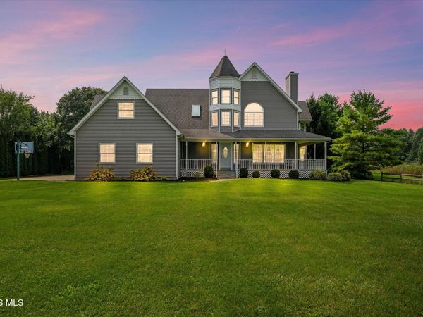 1644 Berkey Road , Swanton, OH 43558