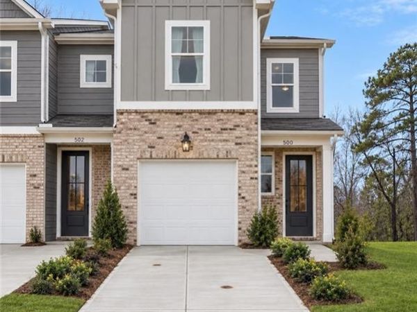 532 Crown Ridge Drive, Emerson, GA 30120