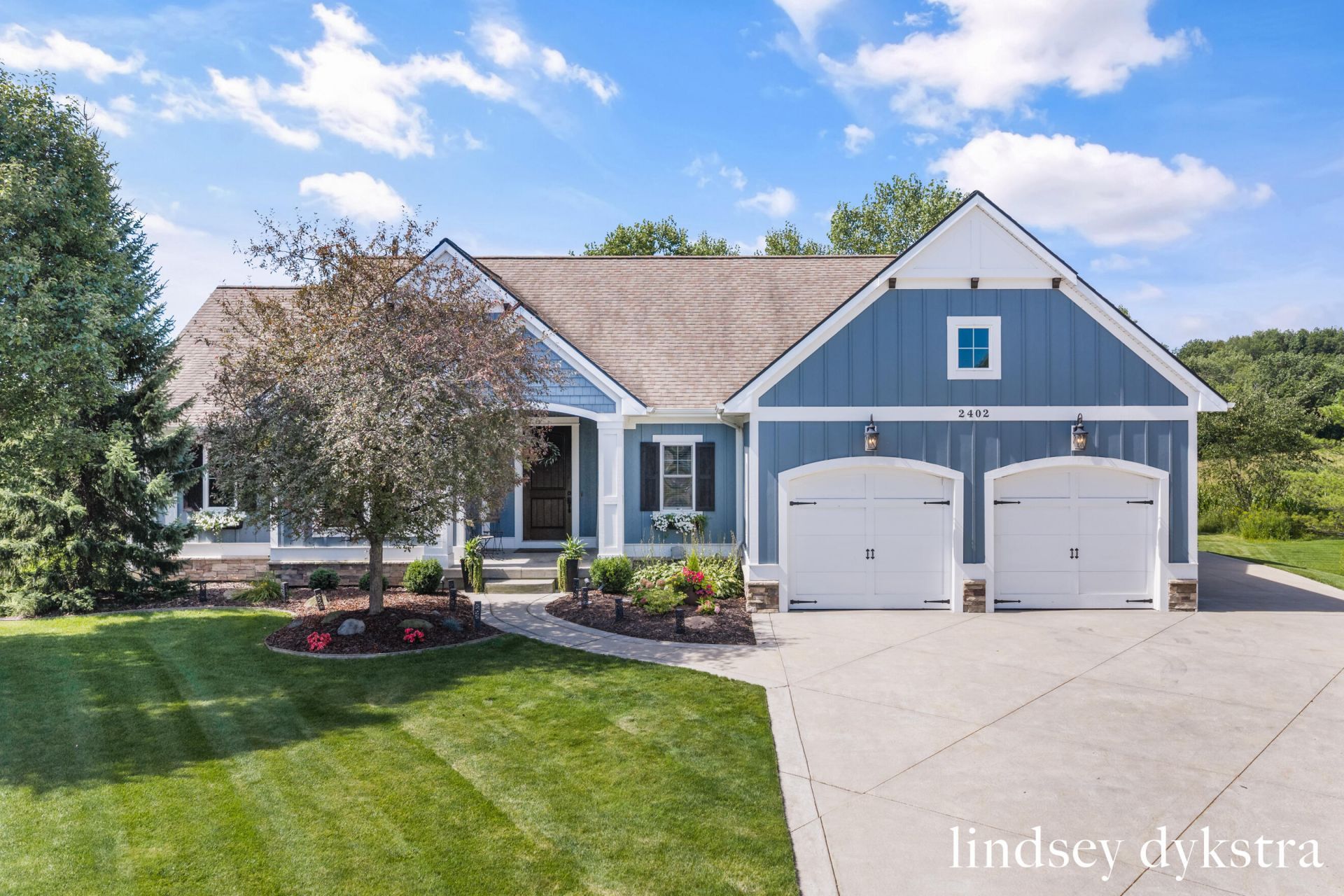 2402 Stable Drive, Hudsonville, MI 49426 Main Photo