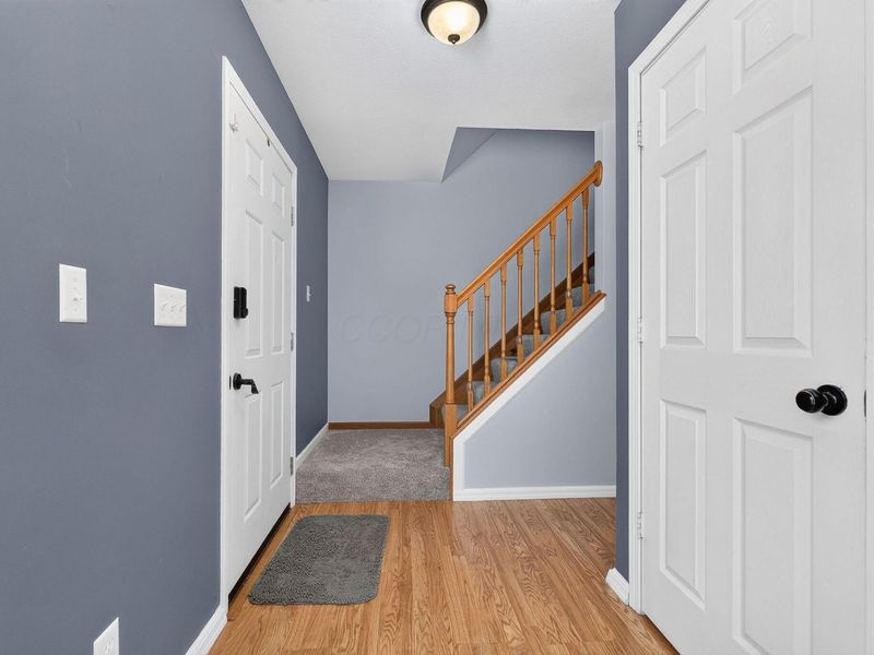 100 Mineral Court, Delaware, OH 43015 Photo 9