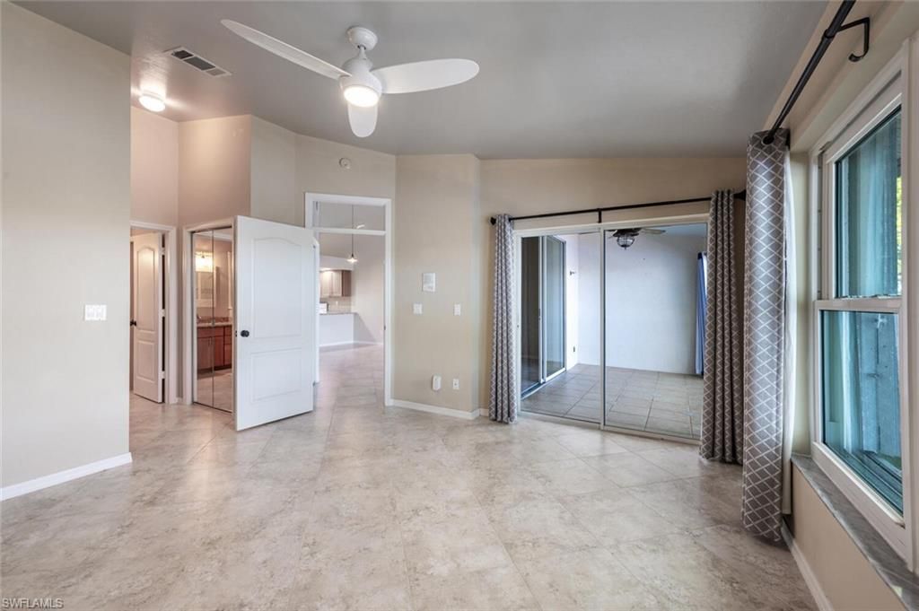 242 Newport Dr , Unit 509, Naples, FL 34114 Photo