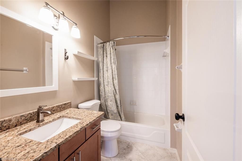 242 Newport Dr , Unit 509, Naples, FL 34114 Photo