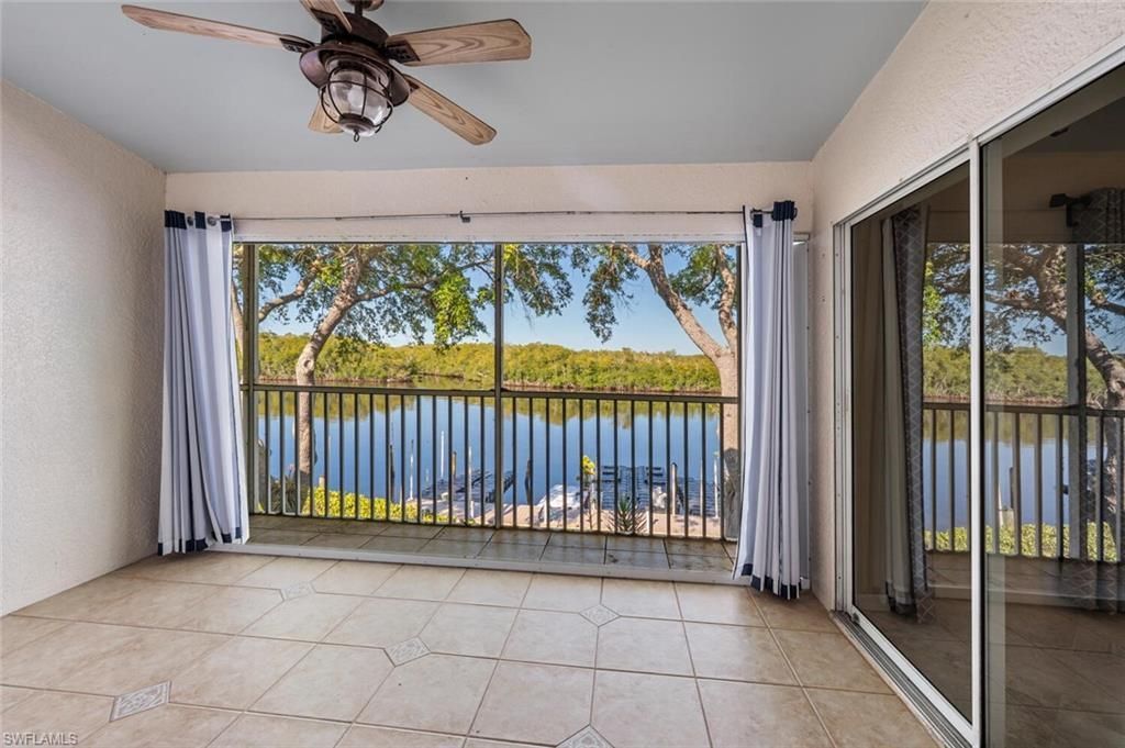 242 Newport Dr , Unit 509, Naples, FL 34114 Photo