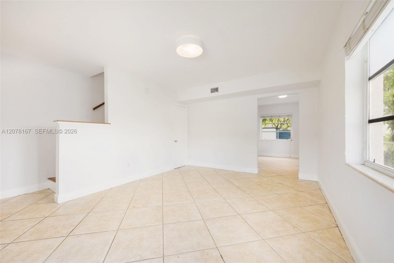 2332 SW 26th Ln , Miami, FL 33133 Photo