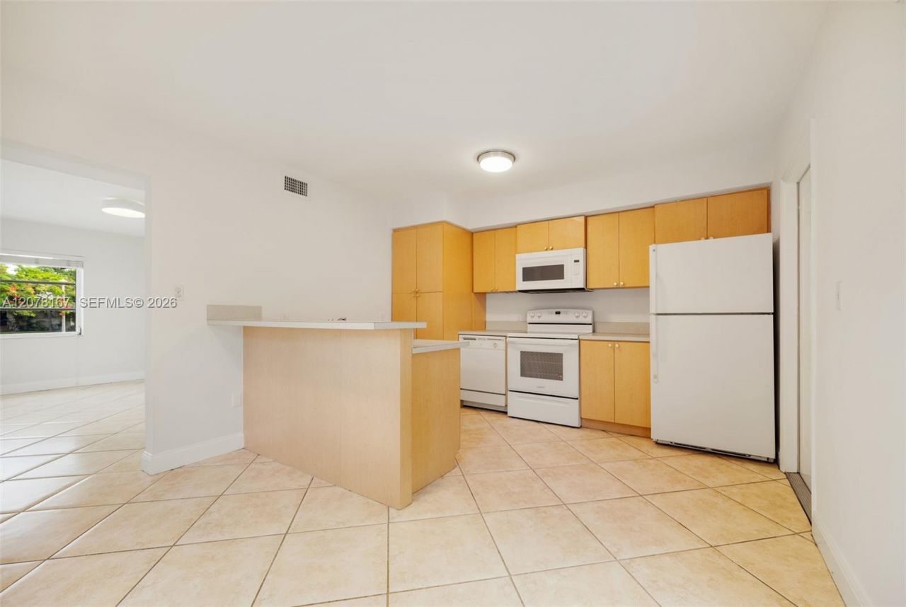 2332 SW 26th Ln , Miami, FL 33133 Photo