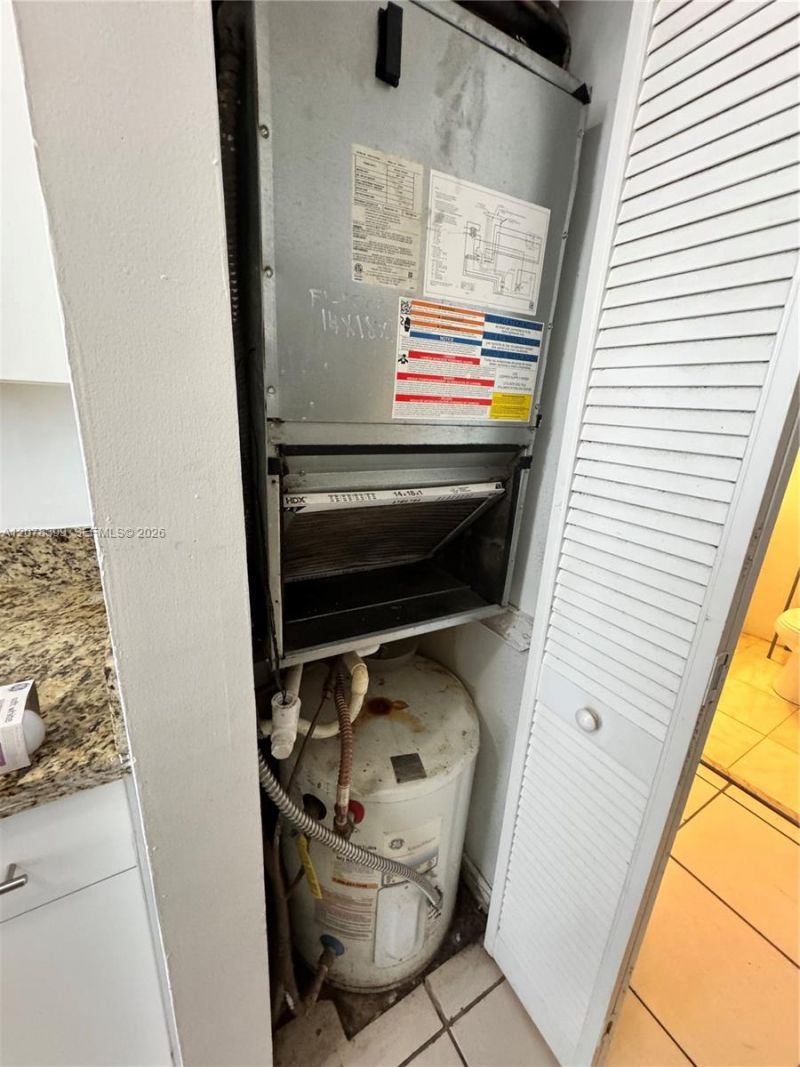 12105 NE 6th Ave , Unit 304, North Miami, FL 33161 Photo