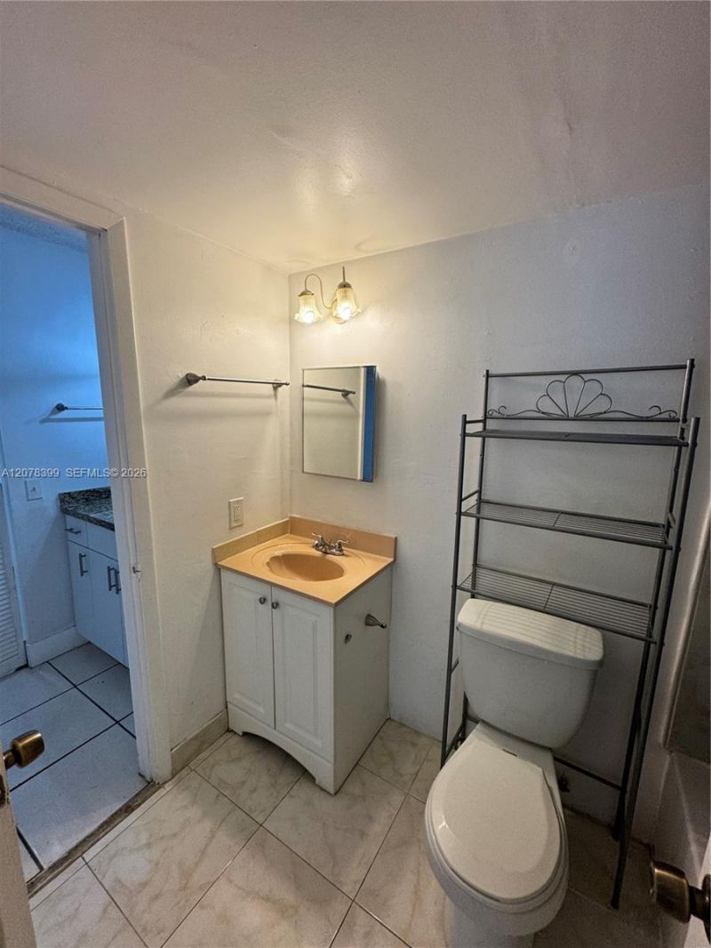 12105 NE 6th Ave , Unit 304, North Miami, FL 33161 Photo