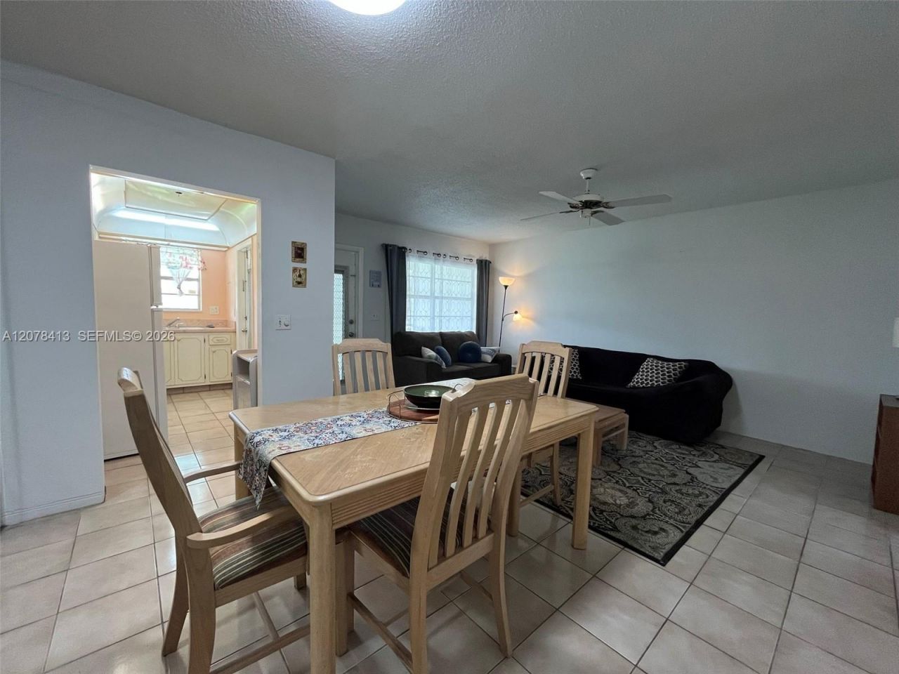 581 Blue Heron Dr , Unit 307-B, Hallandale Beach, FL 33009 Photo
