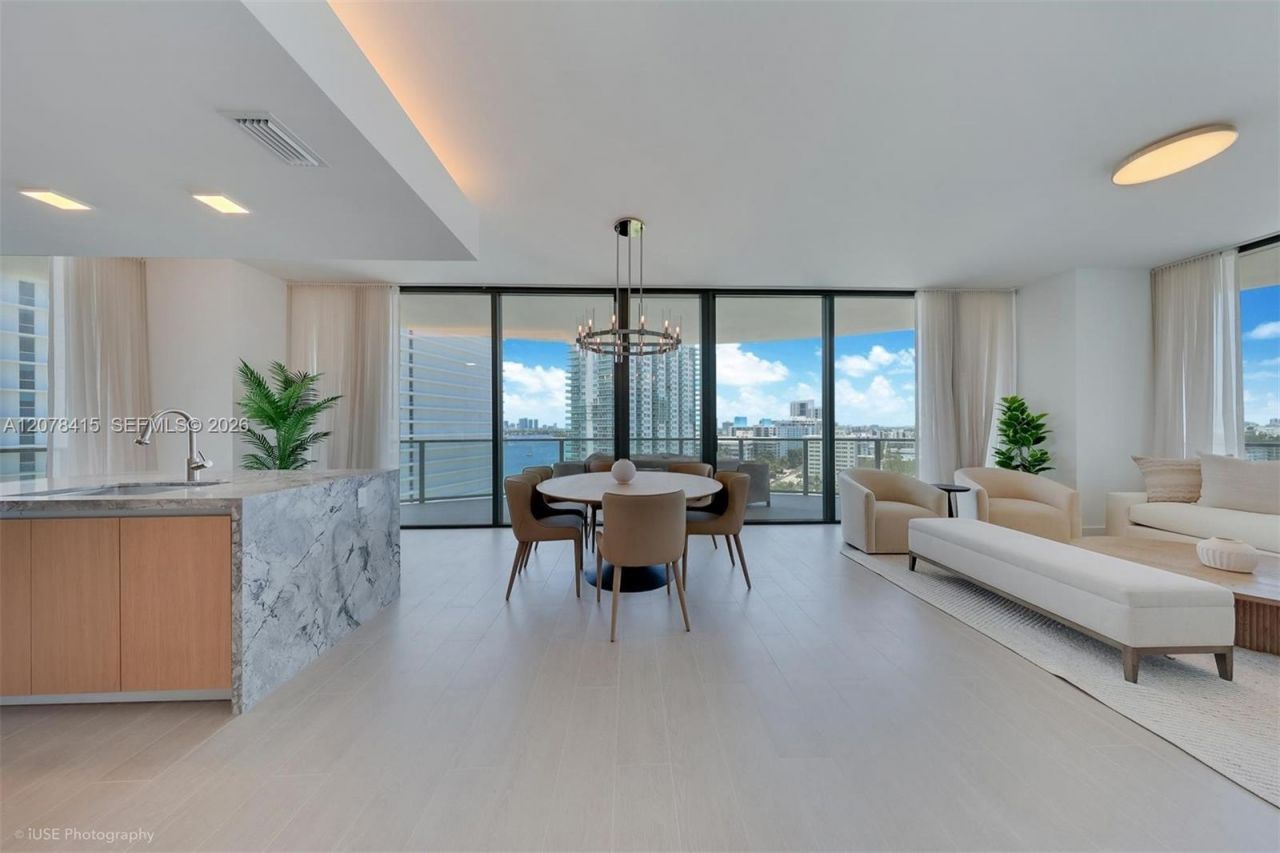 500 Alton Rd , Unit 1405, Miami Beach, FL 33129 Photo