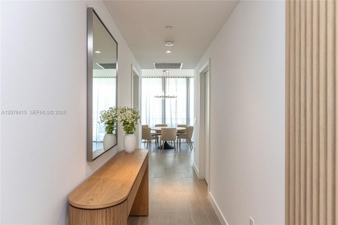 500 Alton Rd , Unit 1405, Miami Beach, FL 33129 Photo