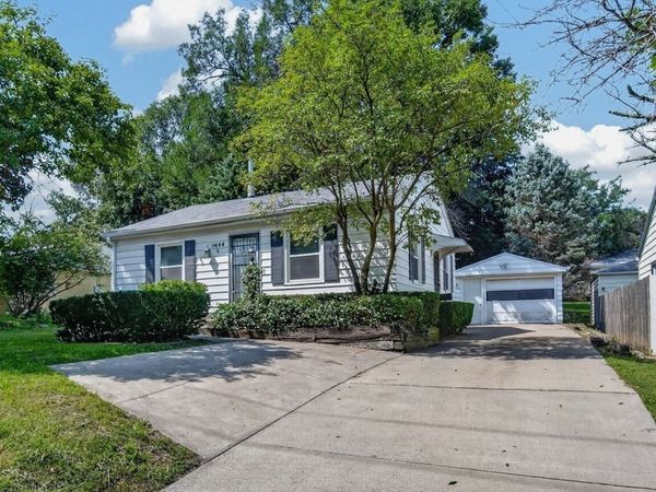 1444 63RD Street, Windsor Heights, IA 50324