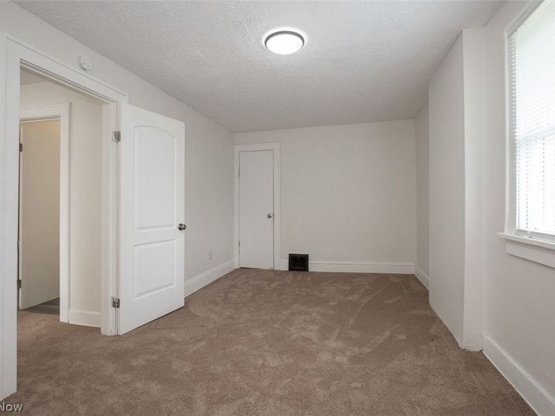 13812 Southview Avenue, Cleveland, OH 44120 Photo 19