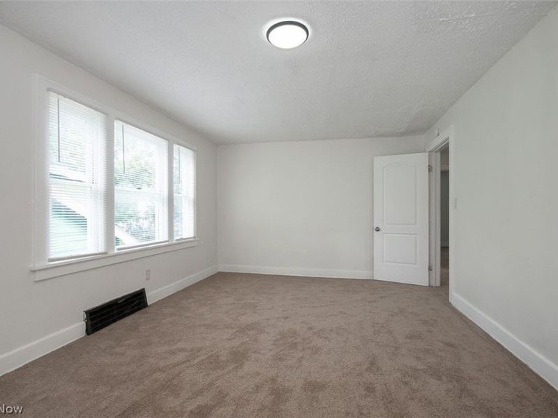 13812 Southview Avenue, Cleveland, OH 44120 Photo 26