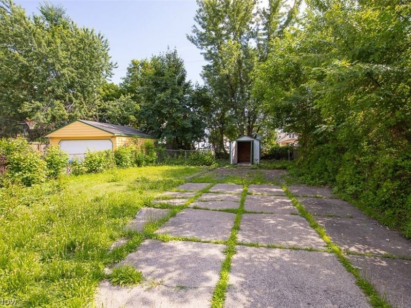 13812 Southview Avenue, Cleveland, OH 44120 Photo 37