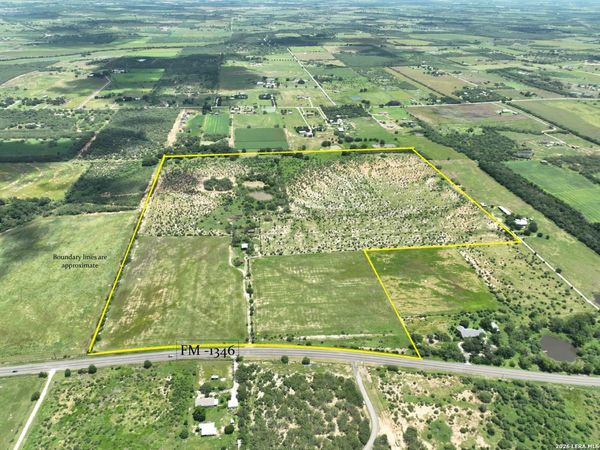 13407 Fm 1346, St.Hedwig, TX 78152