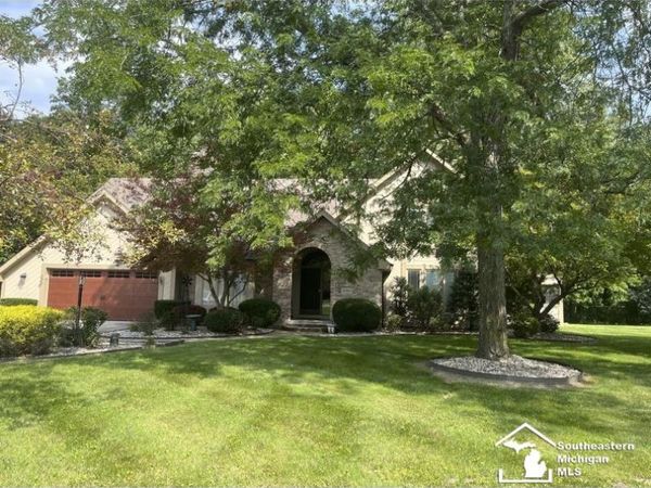 10766 Douglas Road, Temperance, MI 48182