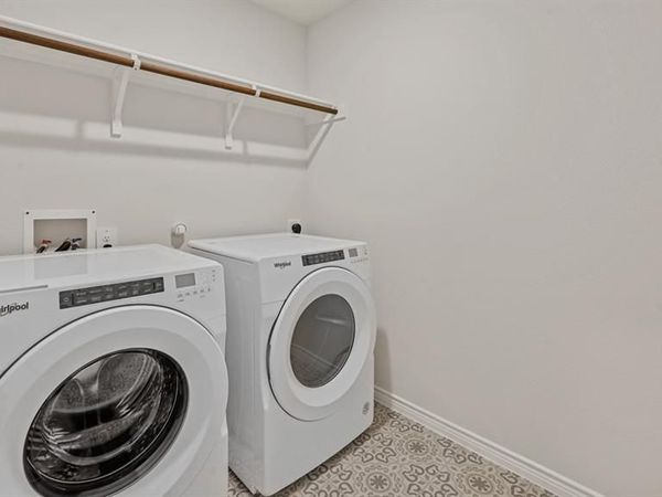 402 Carthage Street, Caddo Mills, TX 75135