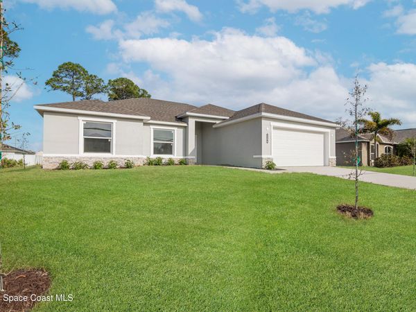 1698 Whittier Street SE , Palm Bay, FL 32909