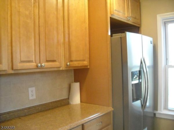 301 Penfield Pl, Dunellen, NJ 08812