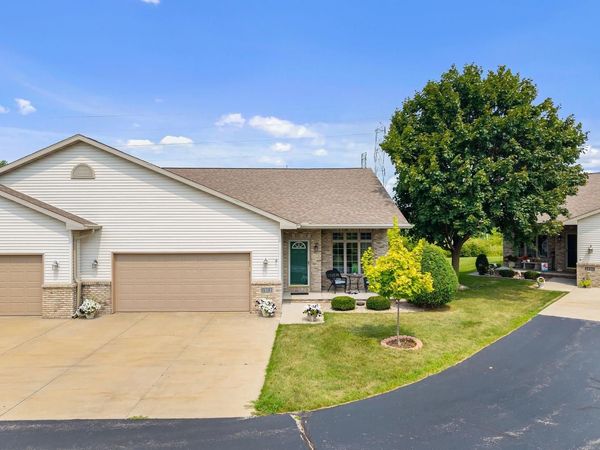 1912 E SYLVAN AVENUE, Appleton, WI 54915
