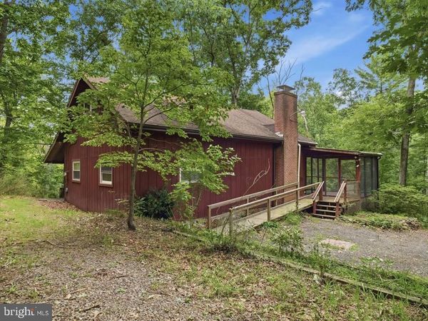 598 OAK RIDGE DRIVE, MC CONNELLSBURG, PA 17233