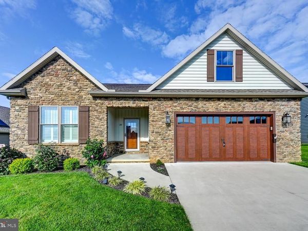 29 SMITH CIRCLE, LITTLESTOWN, PA 17340