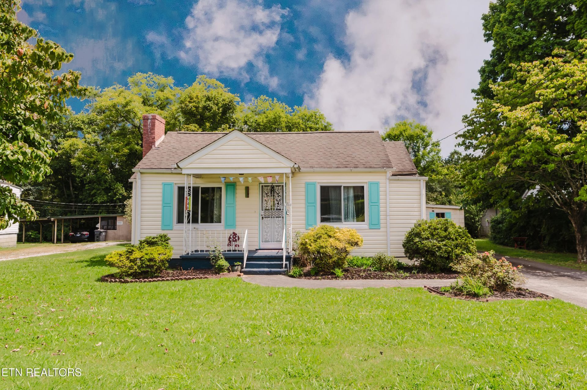 946 E Moody Ave, Knoxville, TN 37920 Main Photo