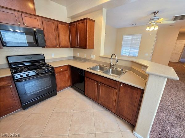 8324 W Charleston Boulevard , Unit 2034, Las Vegas, NV 89117