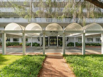 1829 Senate Plaza , Unit 12-C, Columbia, SC 29201