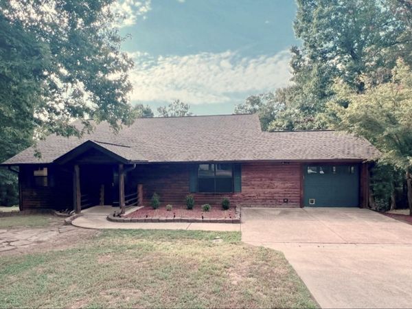 663 Heritage Oaks Drive, Mountain View, AR 72560