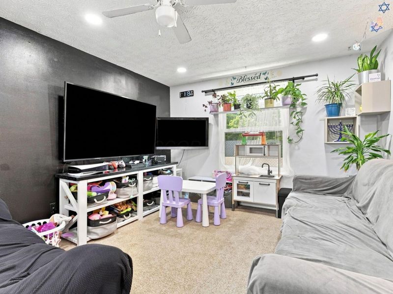 3016 Deepwood Drive, Reynoldsburg, OH 43068 Photo 8