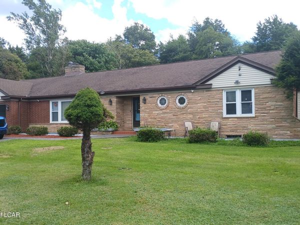 1902 E Broad Street, Beaver Meadows, PA 18216