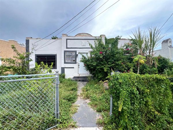 1275 NW 55th St , Miami, FL 33142