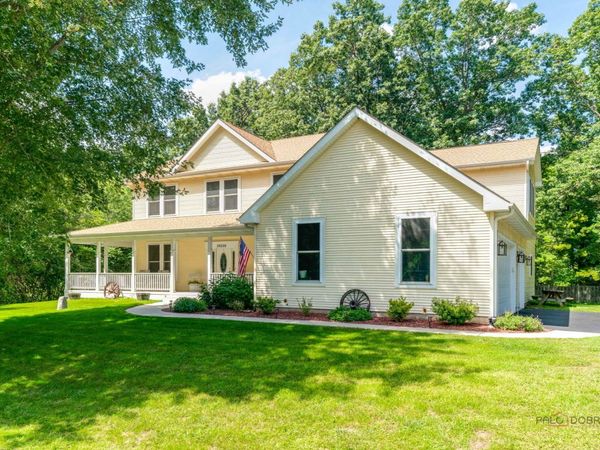 39226 N Rangers Way , Antioch, IL 60002