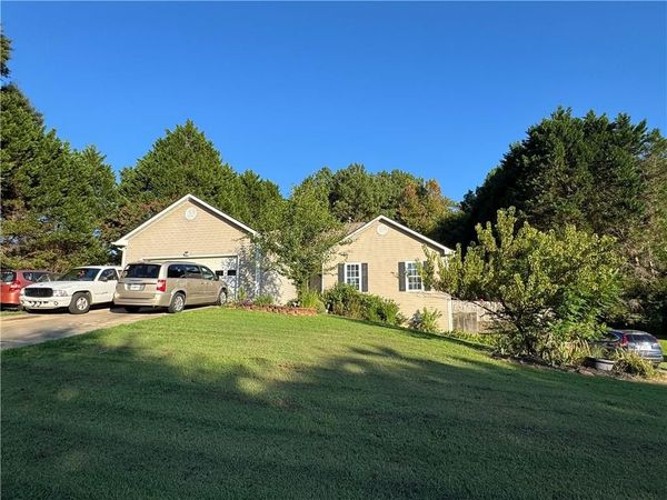 753 Nicholas Court , Monroe, GA 30655