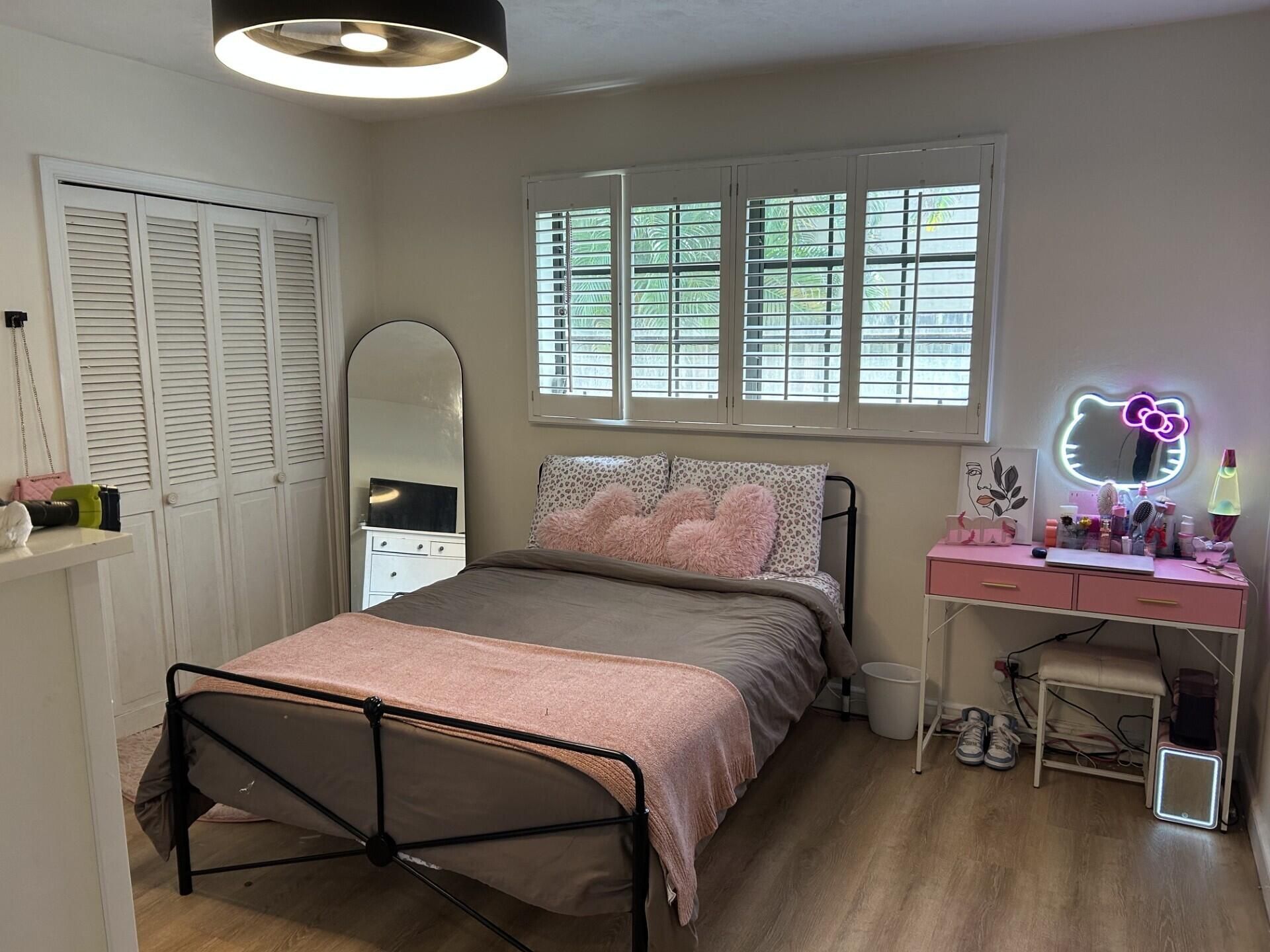 560 S Lake Dasha Drive, Plantation, FL 33324 Photo